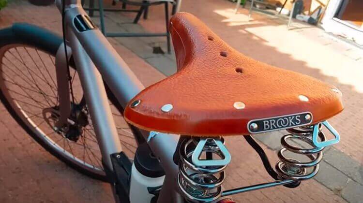 Brooks-Saddle-B67-S-Bicycle-Seat
